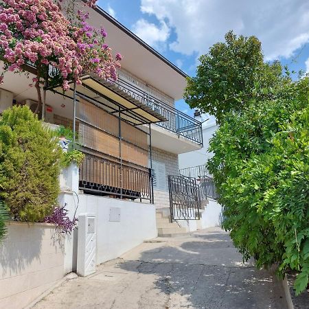 Apartmani Luka Baška Voda Εξωτερικό φωτογραφία