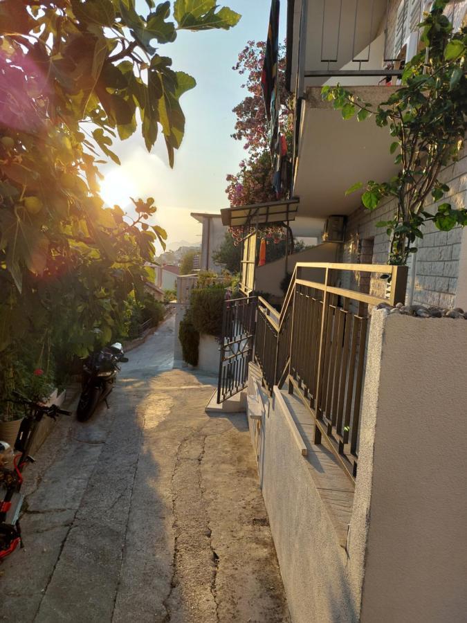 Apartmani Luka Baška Voda Εξωτερικό φωτογραφία
