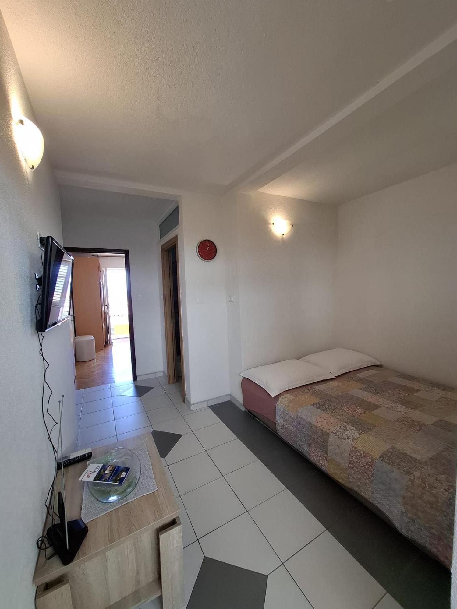 Apartmani Luka Baška Voda Εξωτερικό φωτογραφία