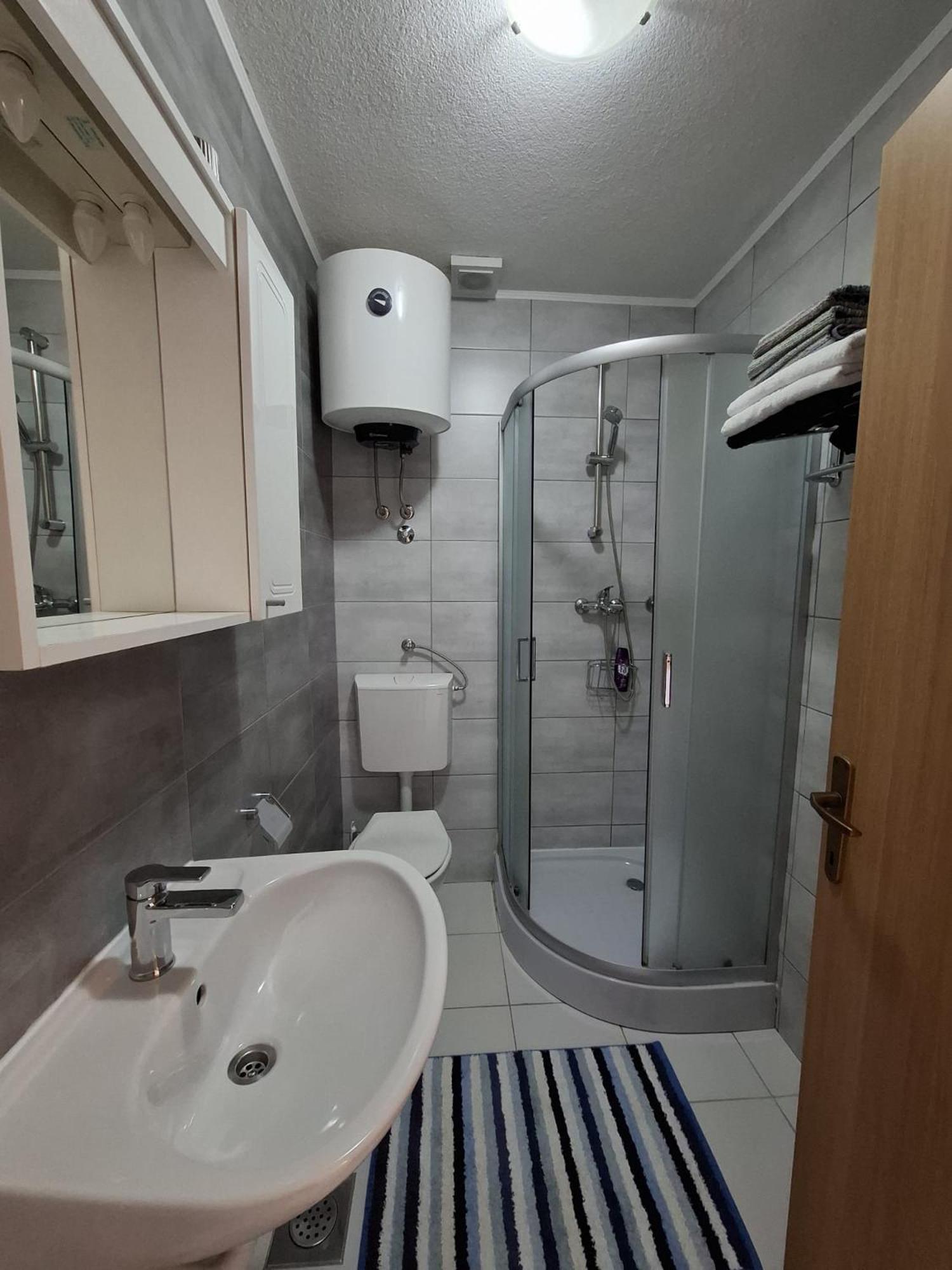 Apartmani Luka Baška Voda Εξωτερικό φωτογραφία
