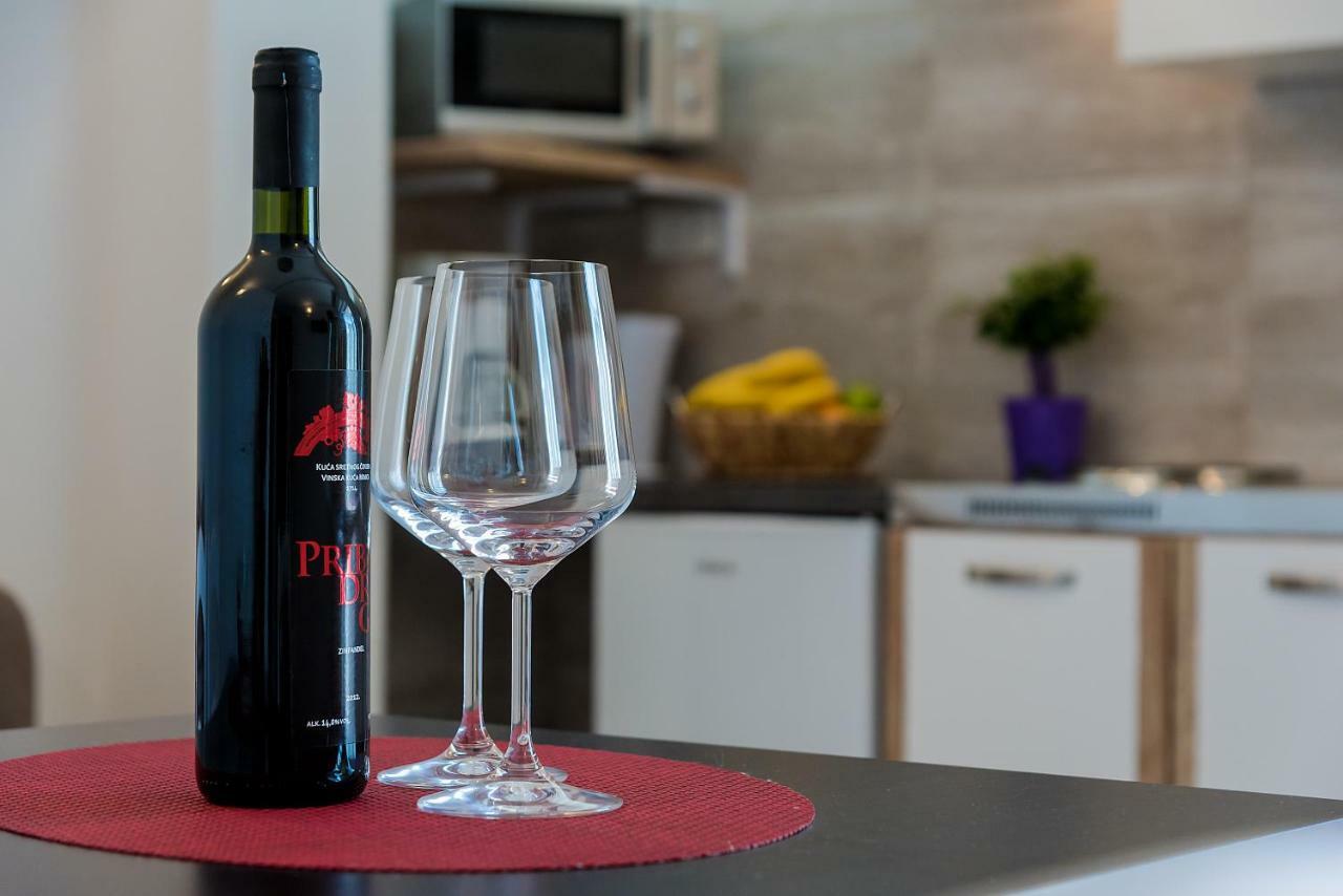 Apartmani Luka Baška Voda Εξωτερικό φωτογραφία
