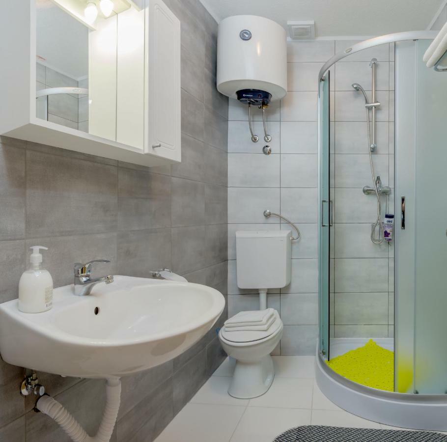Apartmani Luka Baška Voda Εξωτερικό φωτογραφία