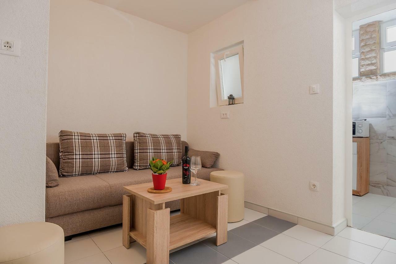 Apartmani Luka Baška Voda Εξωτερικό φωτογραφία