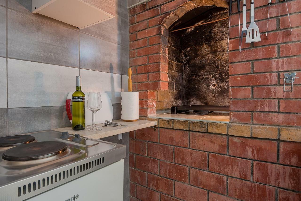 Apartmani Luka Baška Voda Εξωτερικό φωτογραφία