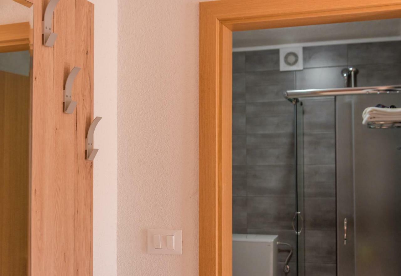 Apartmani Luka Baška Voda Εξωτερικό φωτογραφία